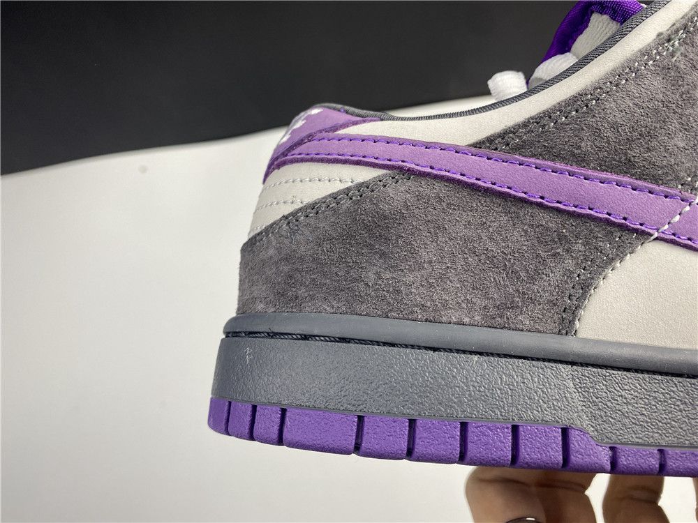 Dunk SB Low Purple Pigeon 304292-051